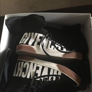 Givenchy sneakers great condition